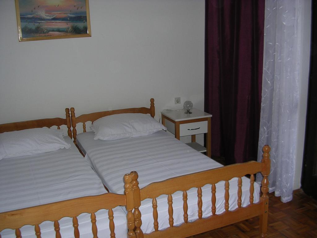 Apartment Perkovic Jadranka Kornić 外观 照片