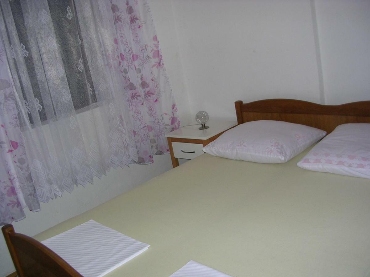 Apartment Perkovic Jadranka Kornić 外观 照片
